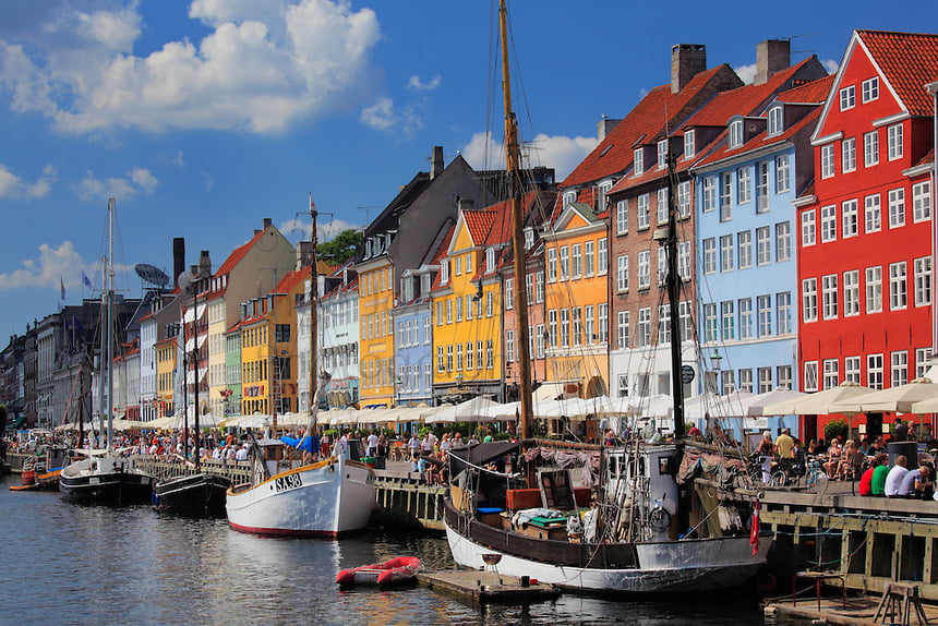Nyhavn By Day