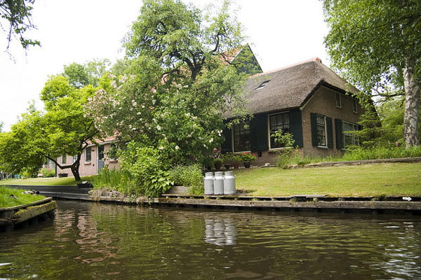 Giethoorn-Canal