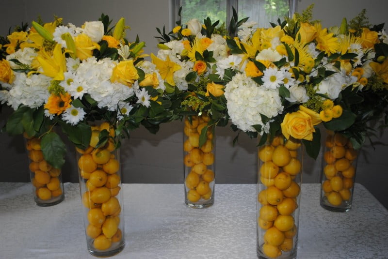 blue-and-yellow-flower-bouquets-yellow-flower-arrangements-for-weddings-800x535