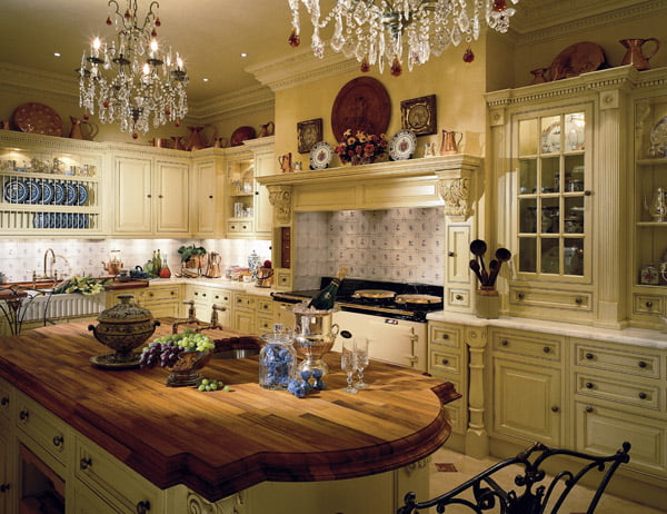 Clive Christian Handpainted Kitchen4