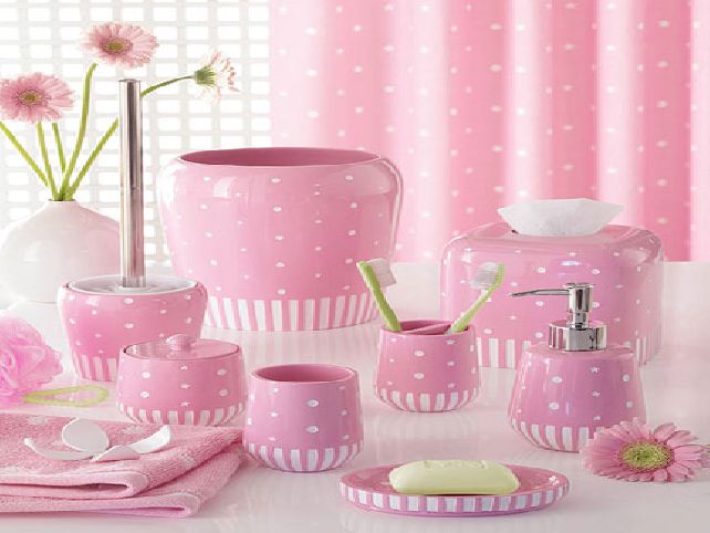 Pink-bathroom-accessories (1)