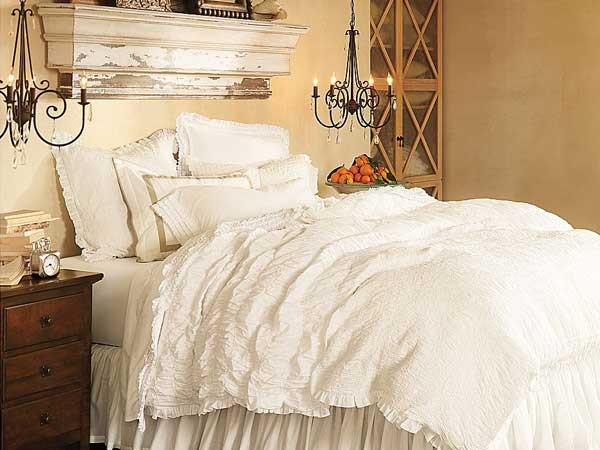 Provence-style-Bedroom_5-600x450