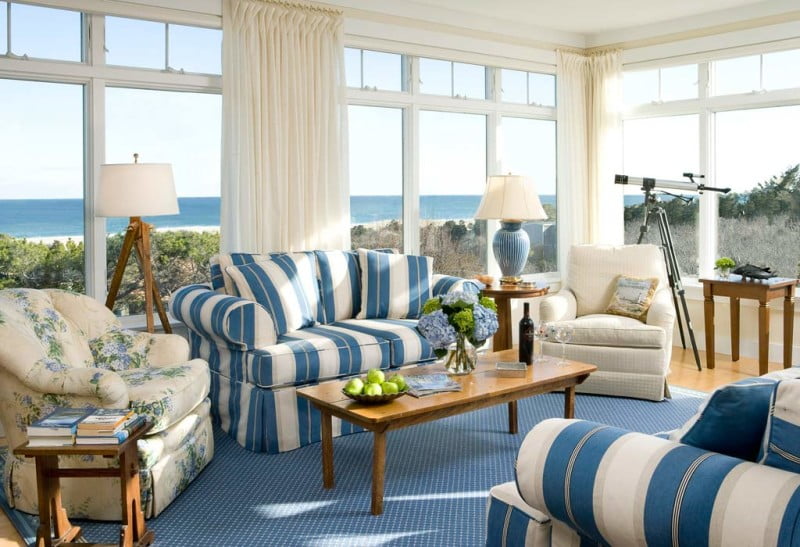 blue-living-room-accents