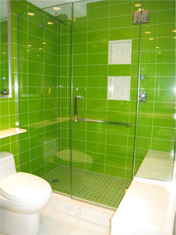 contemporary-modern-retro-dramatic-bathroom-800