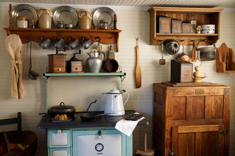 old-country-kitchen-carmen-del-valle