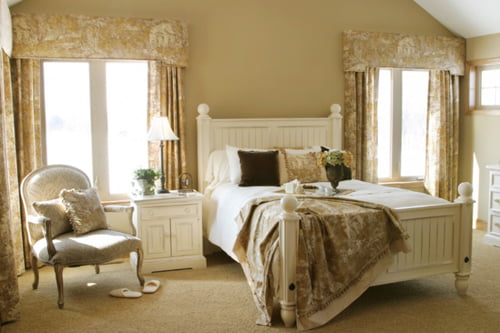 French-Country-Bedroom