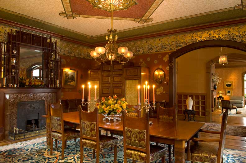 aesthetic-victorian-dining-room