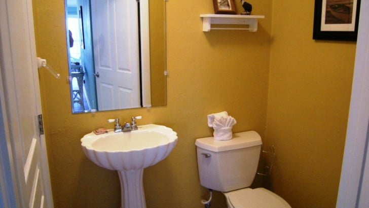 charming-small-12-bathroom-decorating-ideas-0-small-1-2-bathroom-design-ideas-bedrooms-and-bathrooms-design-ideas-728x410