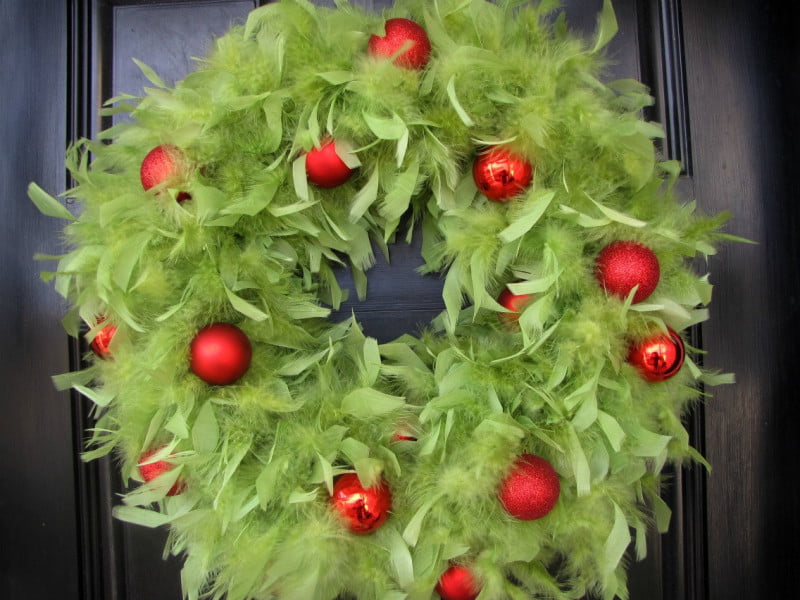 30-beautiful-and-creative-handmade-christmas-wreaths-7