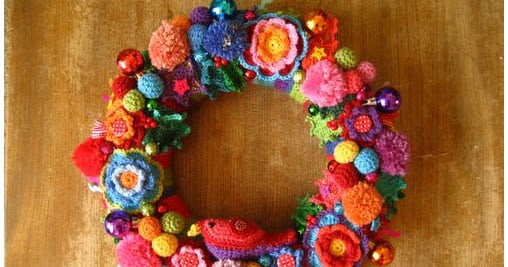 attic-24-christmas-crochet-wreath-2012