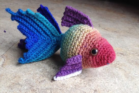 crochet-amigurumi-goldfish-free-pattern-4-546x365