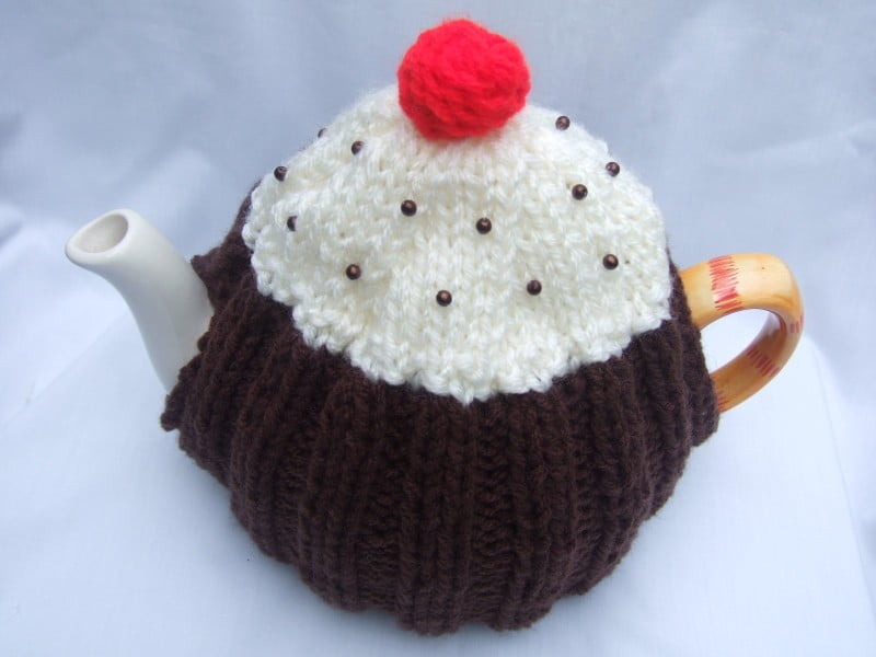 cupcake-tea-cosy3