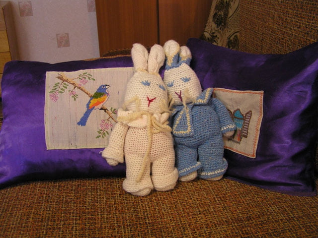 knittedhares